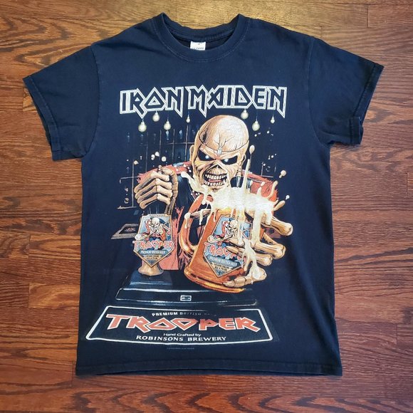 Gildan | Shirts | Iron Maiden Trooper 